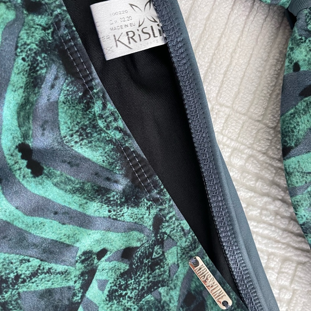 Emerald Patterned Women's Bikini Set - image 5